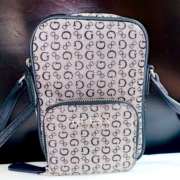 Guess Bags New Guess Crossbody Bag Purse Satchel Nwt Gray Sv89514